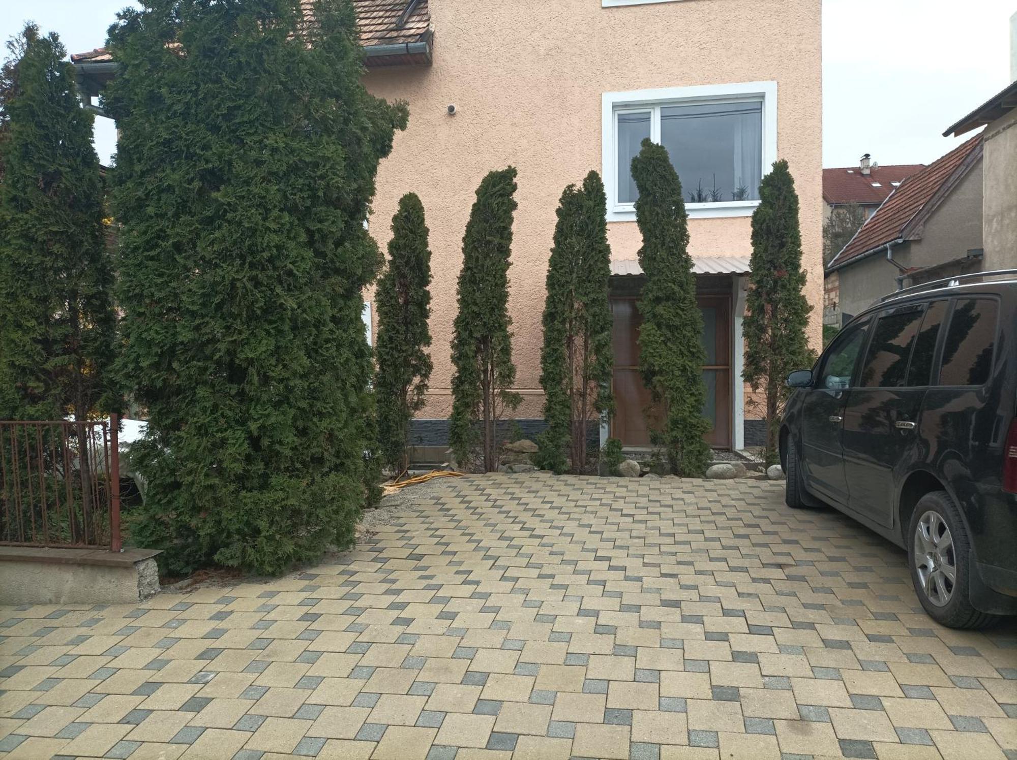 Za Ohradami Apartment Zavazna Poruba Exterior photo